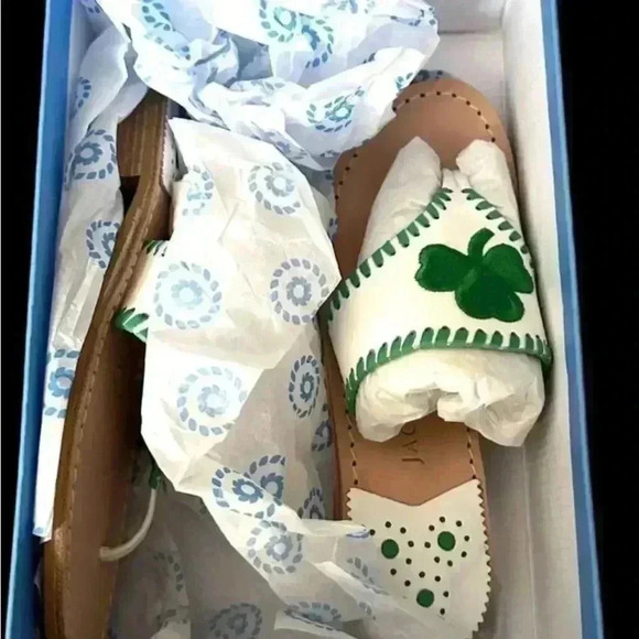 NWT Jack Rogers Classic Samdals White with Embroidered Green Shamrock Size 6 - Picture 14 of 14